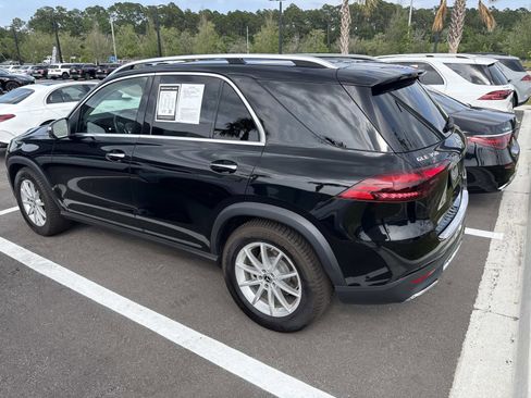 Used 2024 Mercedes-Benz GLE 350 4MATIC image 4