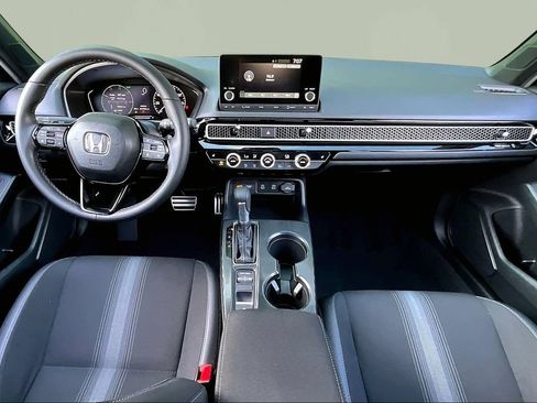 Used 2025 Honda Civic Sport image 8