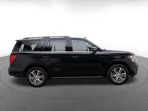 Used 2024 Ford Expedition Limited AWD/4WD image 19