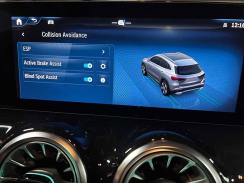 Certified 2025 Mercedes-Benz GLA 250 4MATIC image 34