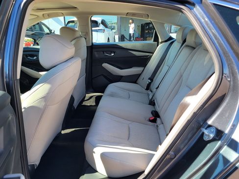 Certified 2023 Honda Accord EX image 11