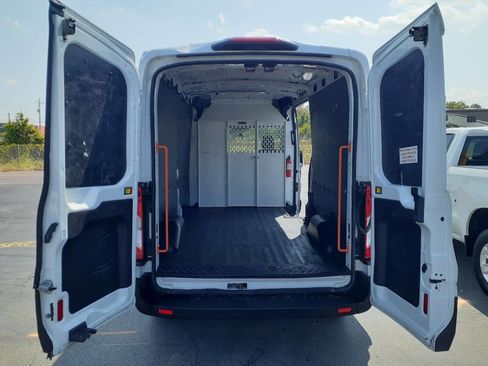 Used 2019 Ford Transit 150 148 Medium Roof image 17