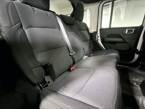 Used 2023 Jeep Wrangler Sahara w/ Cold Weather Group image 36