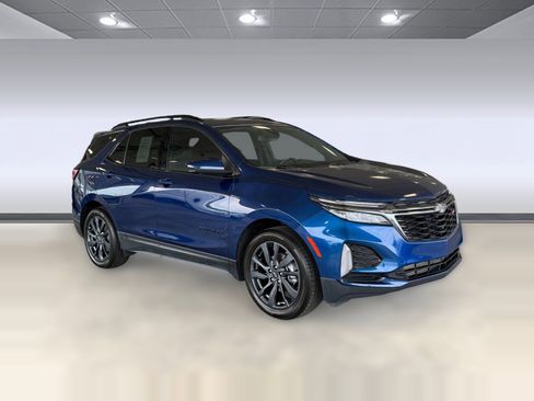 Used 2022 Chevrolet Equinox RS w/ RS Leather Package FWD image 7