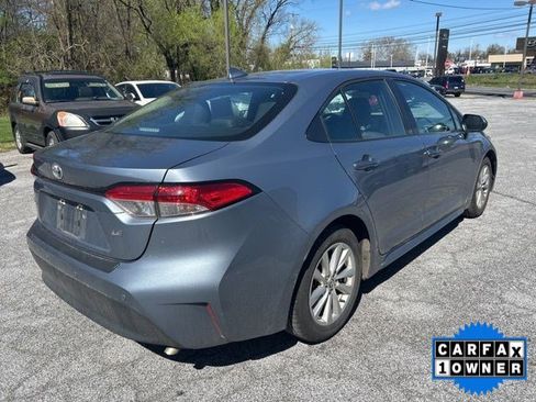 Used 2023 Toyota Corolla LE w/ LE Convenience Package image 3