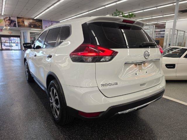 Used 2020 Nissan Rogue S FWD image 7