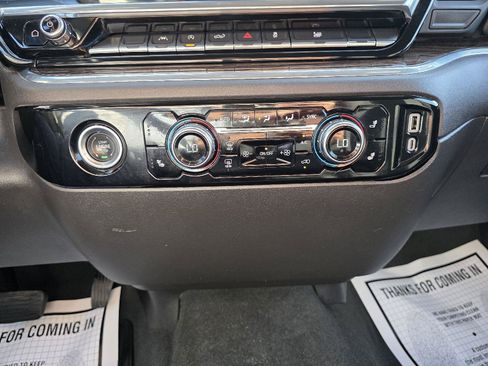 Used 2024 GMC Sierra 1500 SLE AWD/4WD image 18