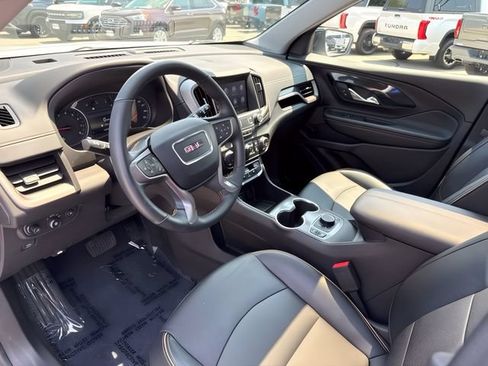 Used 2024 GMC Terrain AT4 AWD/4WD image 16