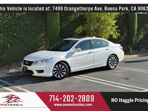 Used 2015 Honda Accord Touring image 14