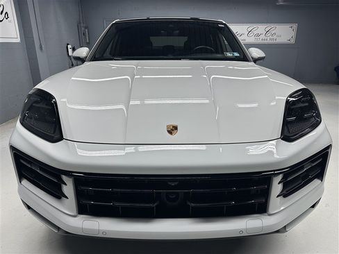 Used 2024 Porsche Cayenne Coupe w/ Premium Package Plus AWD/4WD image 10
