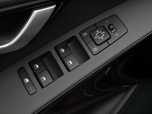 Used 2025 Kia Niro Wind w/ Wind Preserve Package image 19