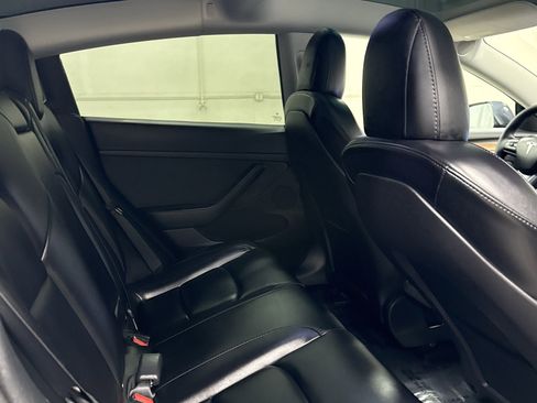 Used 2023 Tesla Model 3 Standard Range image 21