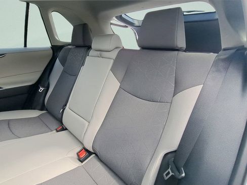 Used 2024 Toyota RAV4 XLE w/ Convenience Package image 13