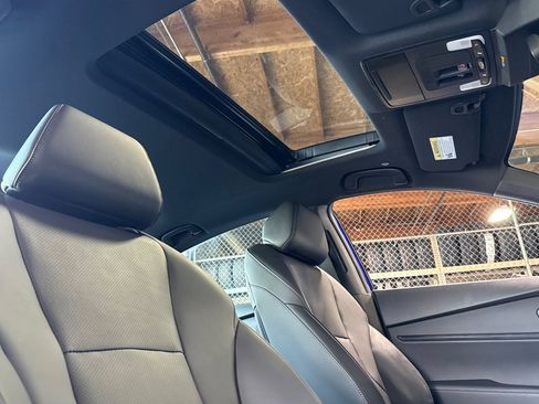 Used 2025 Honda Accord Sport image 15