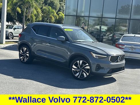 Used 2023 Volvo XC40 B5 Plus w/ Protection Package Premier AWD/4WD image 2