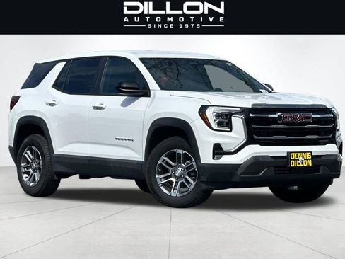 Used 2026 GMC Terrain Elevation AWD/4WD image 1