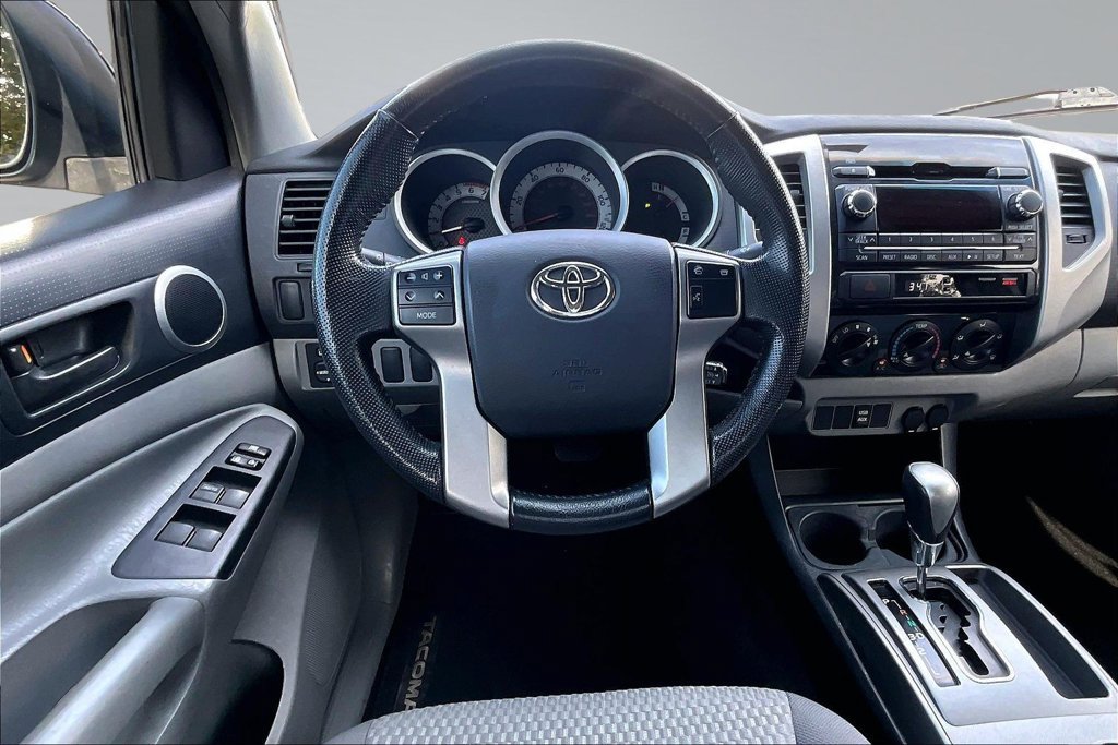 Used 2012 Toyota Tacoma PreRunner w/ SR5 Pkg RWD image 5