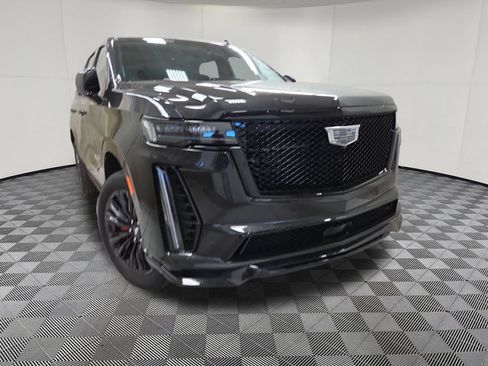 Used 2024 Cadillac Escalade V w/ LPO, ONYX Package AWD/4WD image 2