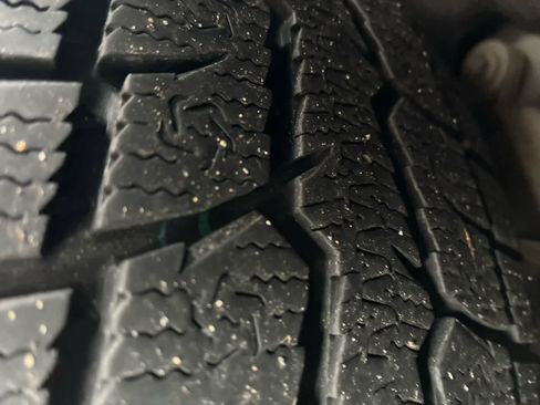 Used 2020 Volvo V60 T5 Cross Country image 8