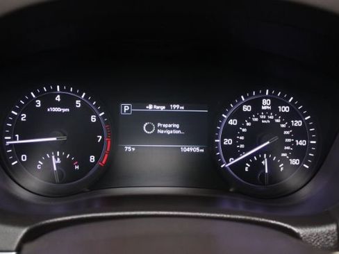 Used 2018 Genesis G80 3.8 image 22