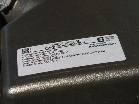 Used 2021 Chevrolet Suburban High Country w/ Premium Package image 16