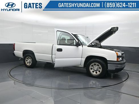 Used 2007 Chevrolet Silverado 1500 W/T image 42