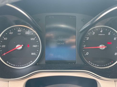 Used 2022 Mercedes-Benz GLC 300 w/ Premium Package Lite image 9