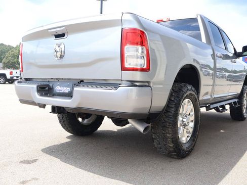 Used 2022 RAM 2500 Big Horn w/ Level A Equipment Group AWD/4WD image 6