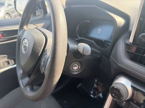 Used 2023 Toyota RAV4 LE AWD/4WD image 37