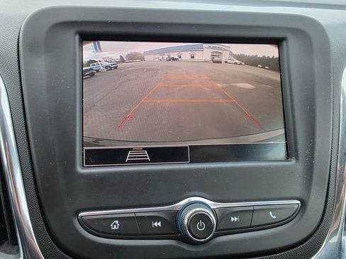 Used 2022 Chevrolet Equinox LT image 26