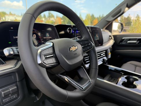 New 2026 Chevrolet Suburban LT w/ Comfort Package image 9