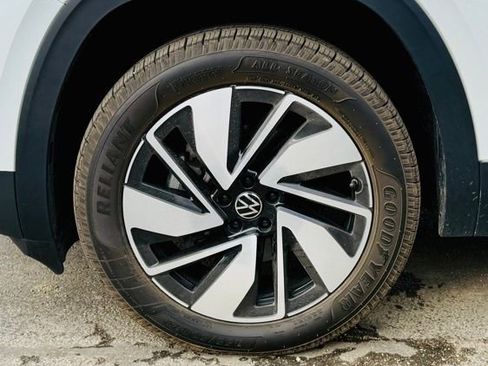 Used 2024 Volkswagen Atlas SEL image 10