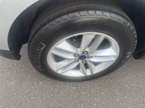 Used 2017 Ford Edge SEL w/ Equipment Group 201A image 14