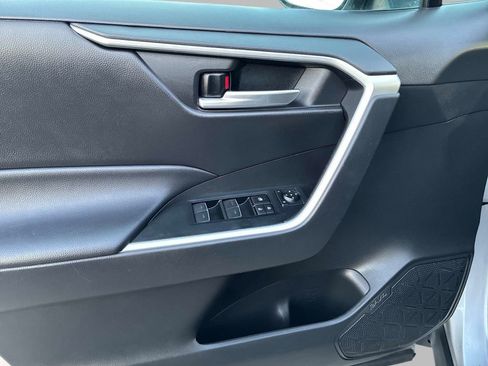 Used 2023 Toyota RAV4 XLE image 19