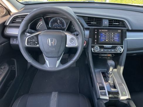 Used 2016 Honda Civic EX image 10