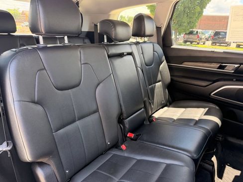 Used 2020 Kia Telluride EX AWD/4WD image 14
