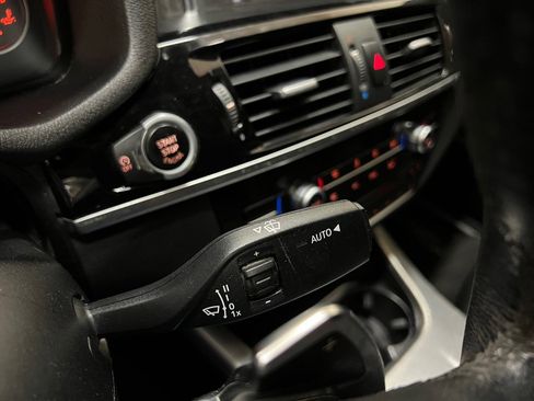 Used 2018 BMW X4 xDrive28i image 19