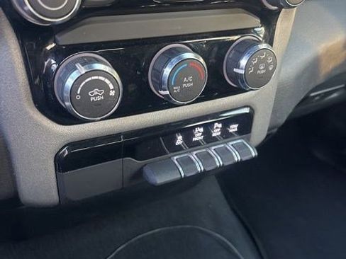 Used 2025 RAM 1500 Tradesman AWD/4WD image 19