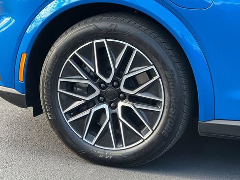 Certified 2025 Ford Mustang Mach-E Premium image 28