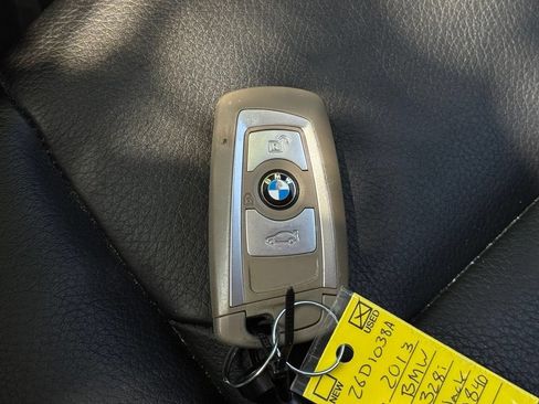 Used 2013 BMW 328i xDrive Sedan AWD/4WD image 31