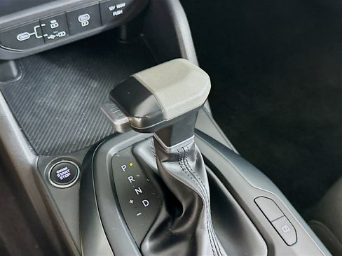 Used 2025 Kia K4 FWD image 24