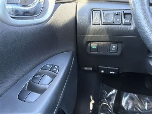 Used 2019 Nissan Sentra SV image 18