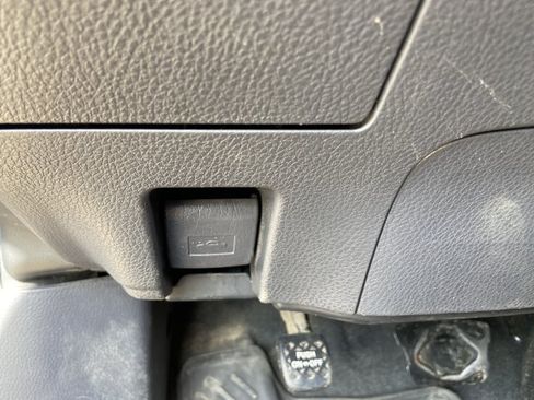 Used 2022 Toyota Camry SE FWD image 48