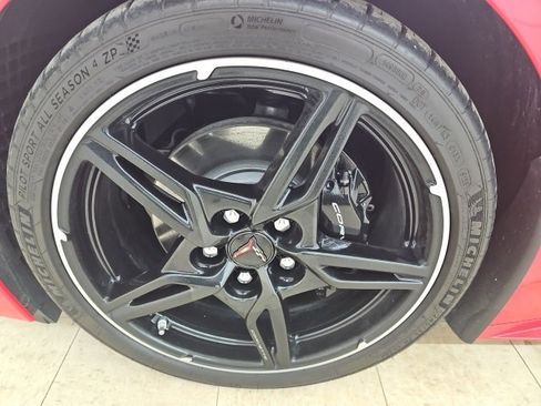 Used 2024 Chevrolet Corvette Stingray Preferred Cpe w/ 2LT image 22