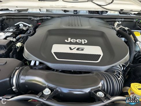 Used 2017 Jeep Wrangler Unlimited Sport w/ Quick Order Package 24S image 27