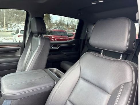 Used 2023 Chevrolet Silverado 1500 RST w/ True North Edition Plus AWD/4WD image 9