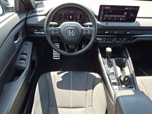 Used 2024 Honda Accord Sport image 11