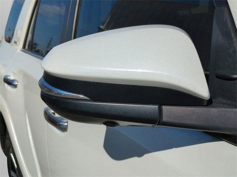 Used 2023 Toyota 4Runner Limited image 38