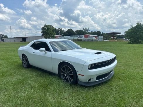Used 2023 Dodge Challenger R/T RWD image 18