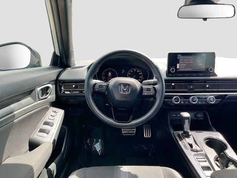 Used 2025 Honda Civic Sport image 21